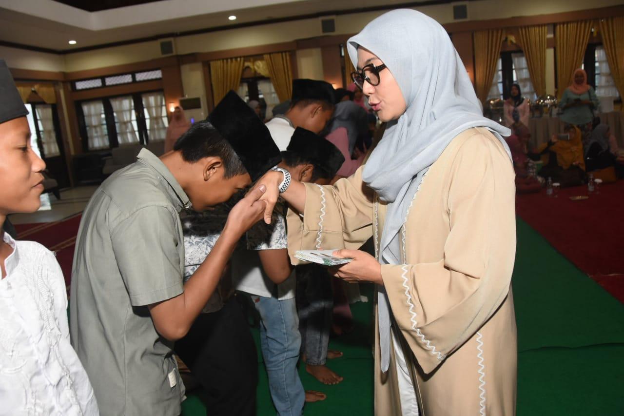 Sejumlah Organisasi Pimpinan Melati Erzaldi Gelar Buka Puasa Bersama 