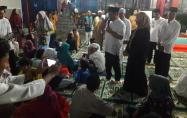 Erzaldi dan Ibu Melati bercengkrama dengan anak-anak Lapas Kelas II pada momen Safari Ramadhan 1440 H di Lembaga Pembinaan Khusus Anak Kelas II Pangkalpinang Selasa (7/5)
